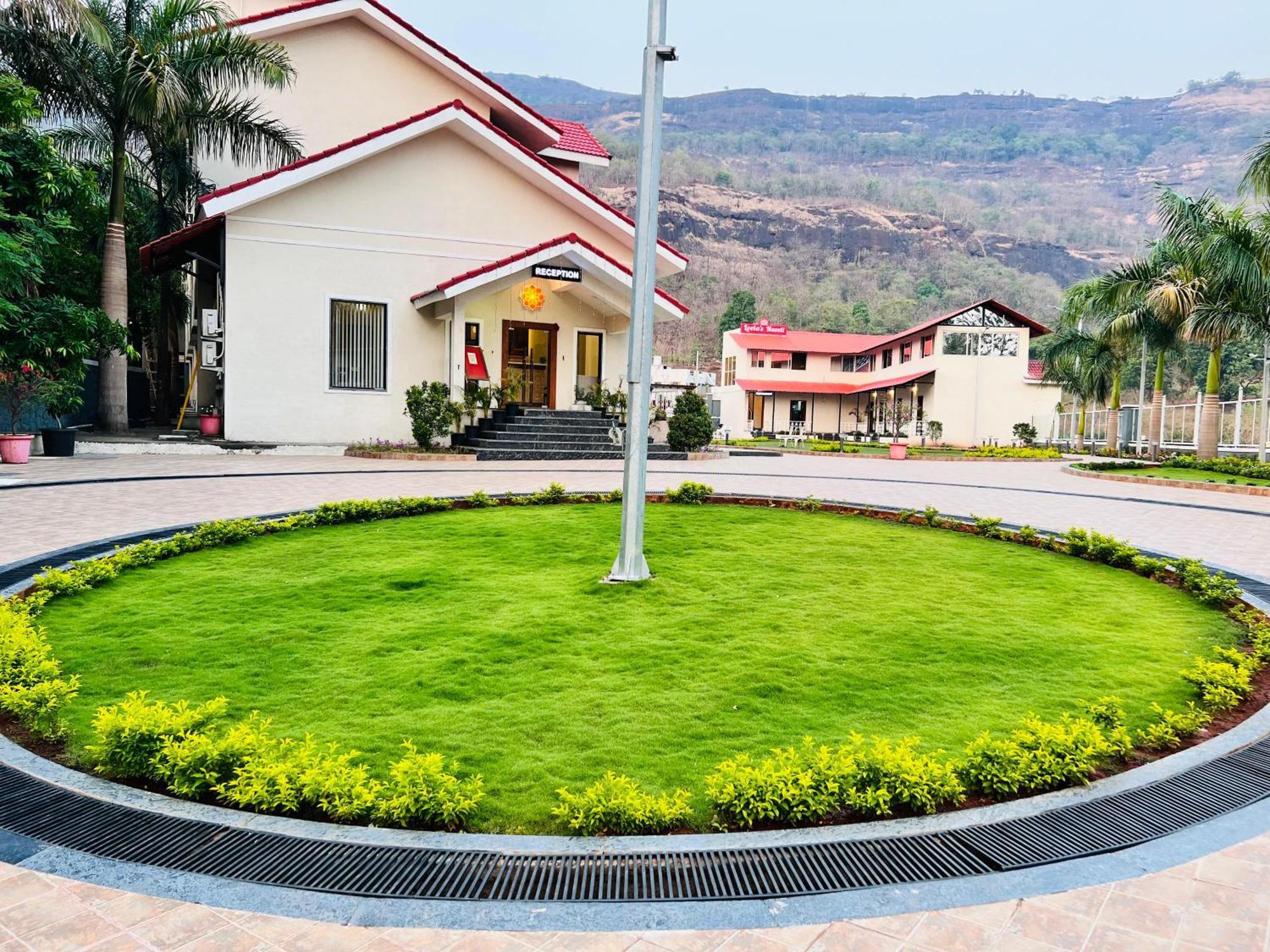 The Grand Leela Resort Khopoli Exterior foto