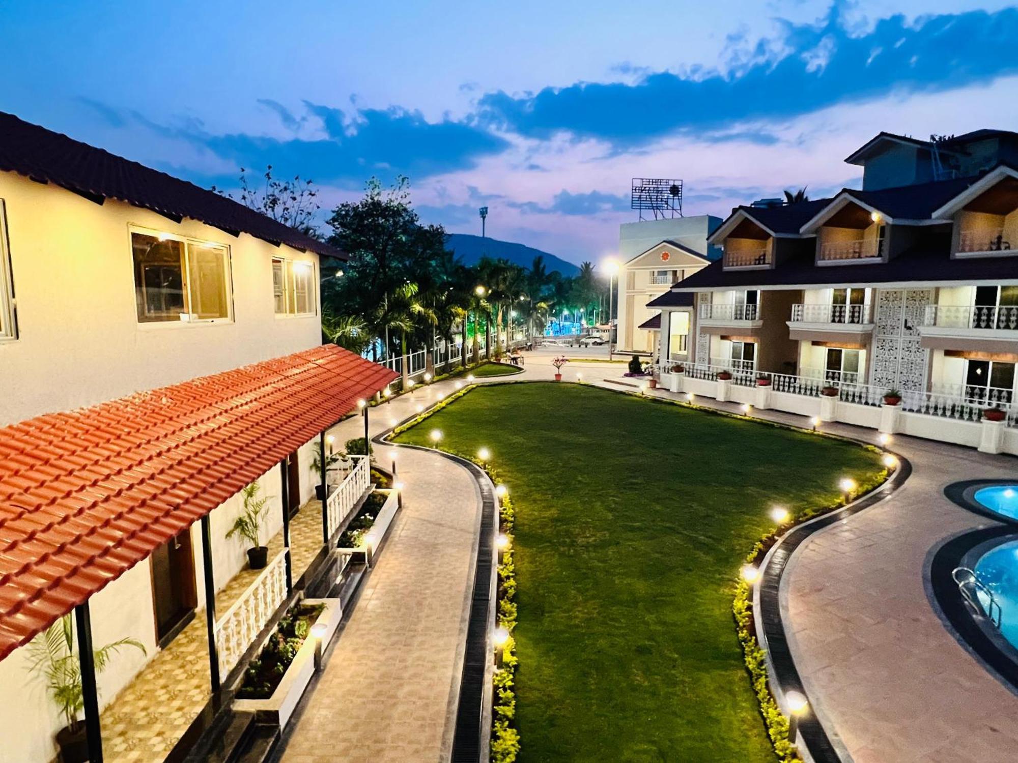 The Grand Leela Resort Khopoli Exterior foto