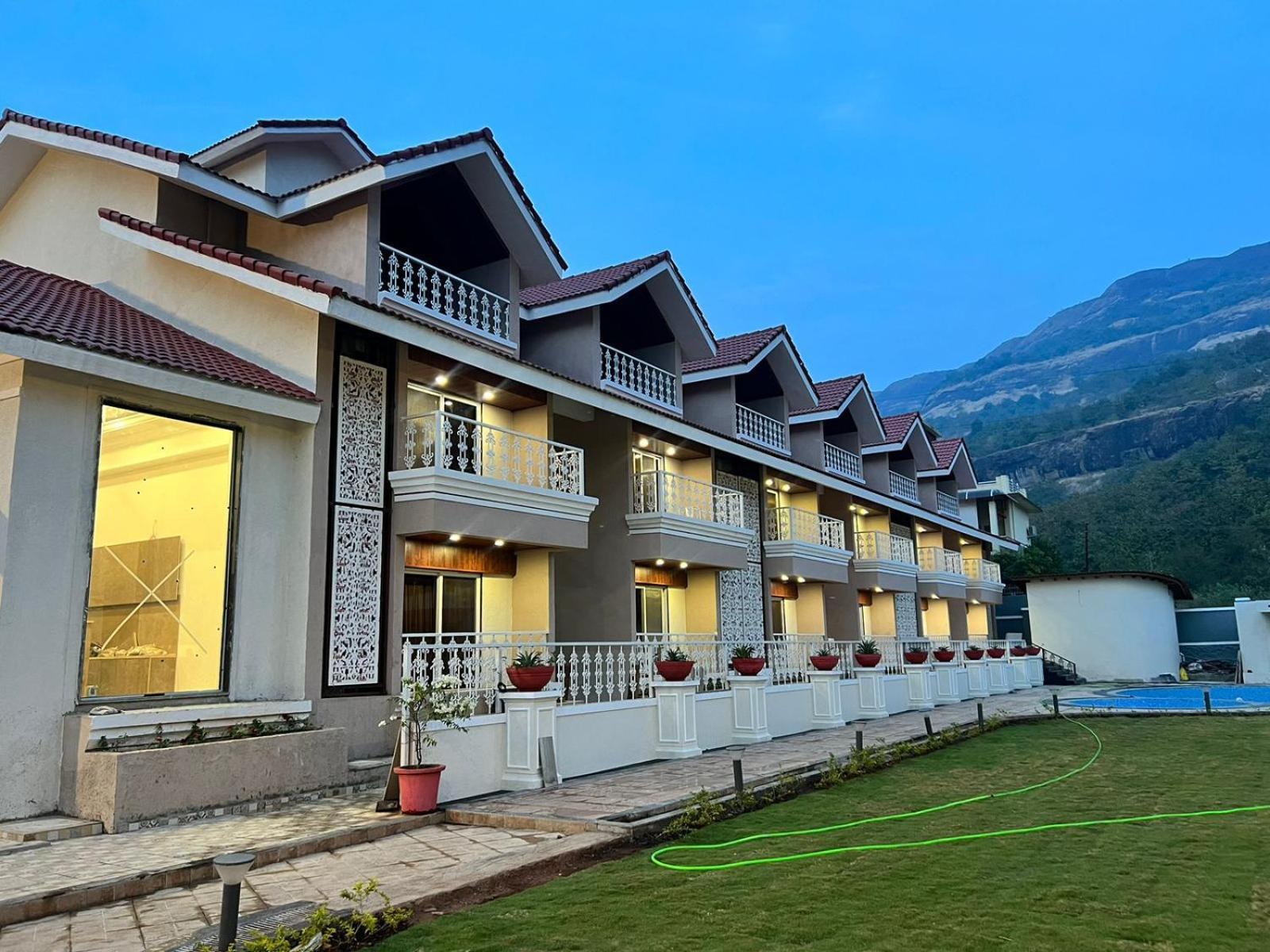 The Grand Leela Resort Khopoli Exterior foto