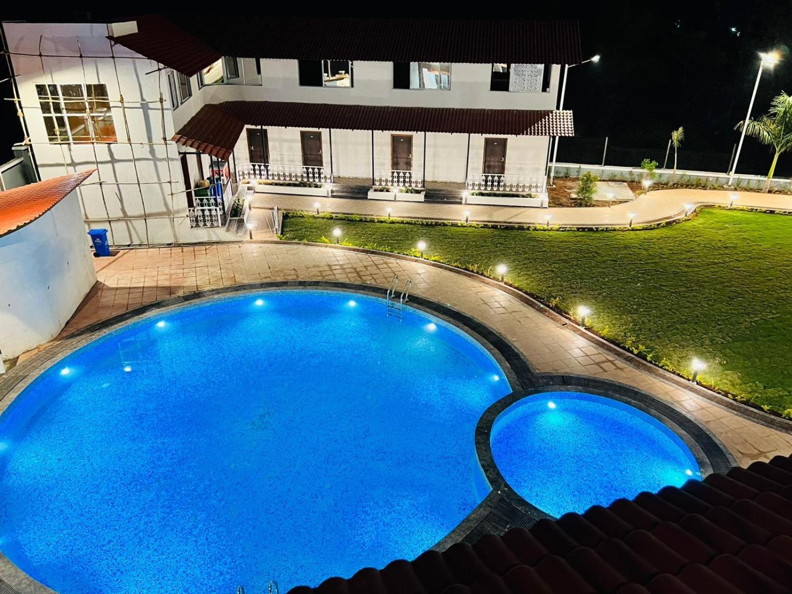The Grand Leela Resort Khopoli Exterior foto