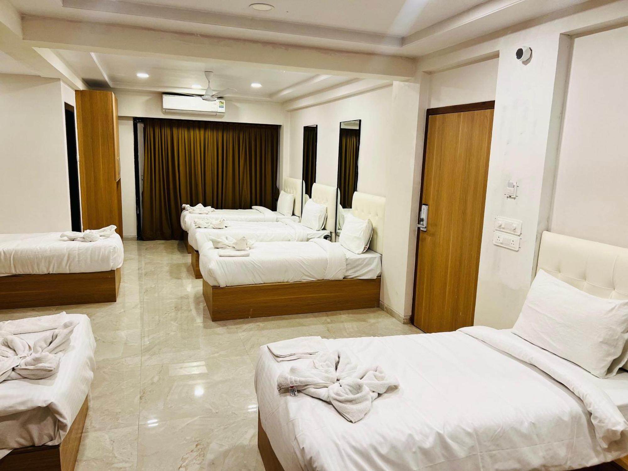 The Grand Leela Resort Khopoli Exterior foto